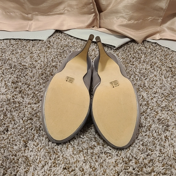 Silver pump - Picture 3 of 4